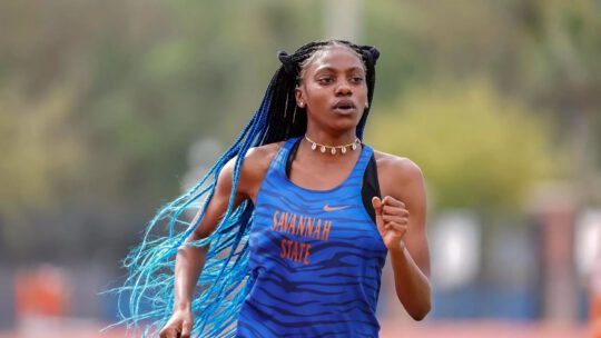 ssu athlete running blue hair